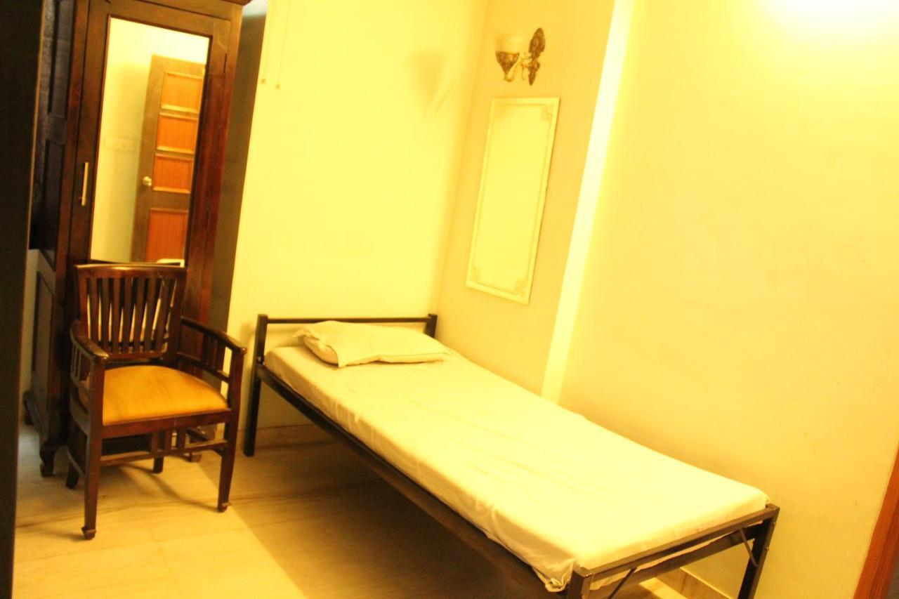 Hotel The Chit Chat Palace ジャイプール エクステリア 写真